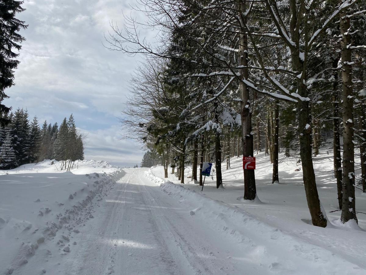 Chata Kubinska Hola Dolny Kubin Bagian luar foto
