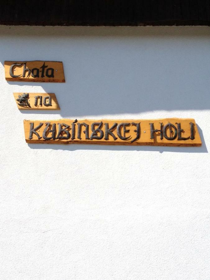 Chata Kubinska Hola Dolny Kubin Bagian luar foto